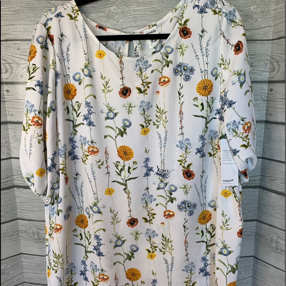 Womens Plus Size XL Top White Multiclolor Floral Blouse Remade Key Hole NEW